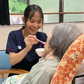 テイン イイ ピョー さま